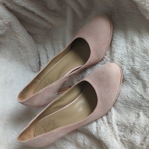 Naturalizer pink leather heels